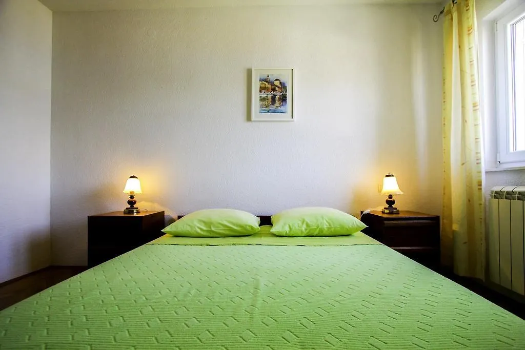 Apartments Zlatka Trogir 0*,