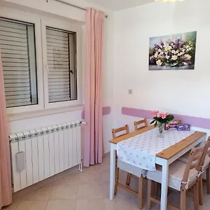 Apartman Tonka, Trogir