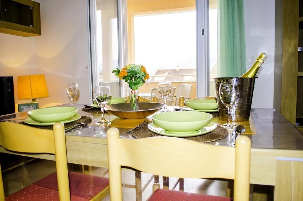 Apartments Zlatka 트로기르 0*,
